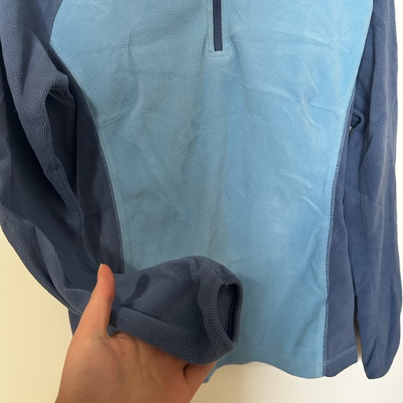 Columbia 1/4 zip Fleece Sweatshirt - Picture 2 of 3